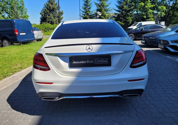 Mercedes-Benz Klasa E cena 179900 przebieg: 66519, rok produkcji 2019 z Kraków małe 436